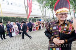 Para Menteri Sambut Rombongan Kahiyang-Bobby