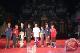 Wagub Sudikerta Apresiasi Seniman Muda di "BMN"