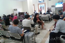 Penumpang di Bandara Notohadinegoro Jember Membeludak