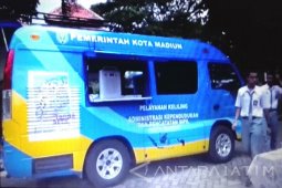 Disdukcapil Kota Madiun Layani Administrasi Kependudukan Dengan Mobil Keliling