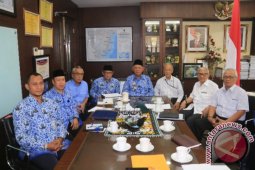 Tim Percepatan Nuklir Buluminung Temui Gubernur