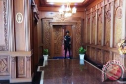 KPK Geledah Kantor Gubernur dan DPRD Jambi