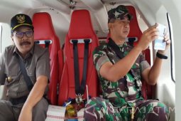 Gubernur-Pangdam Tinjau Lokasi Bencana Pacitan Melalui Udara (Video)