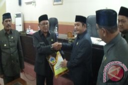 Fraksi Pakar Tolak RAPBD 2018 Kayong Utara