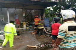 Api Lalap Toko Kelontong di Sumenep