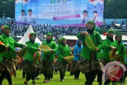 Polisi Sterilkan Stadion Bekasi Jelang Apel Akbar