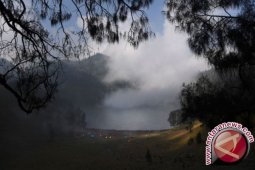 Gempa Letusan-Guguran Gunung Semeru Masih Status Waspada