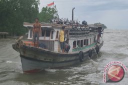 Cuaca Buruk Ganggu Transportasi Laut Kayong Utara
