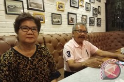 Mount Agungs Eruption Hinders Travel Plans of Chinese Tourists