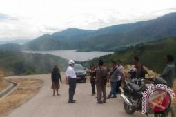 Bupati Samosir Pastikan Pembangunan Infrastruktur Peabang