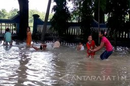 Puluhan Hektare Padi di Bojonegoro Terendam Banjir