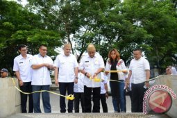 Gubernur Gorontalo Resmikan RTH Taruna Remaja