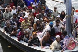 Pemerintah Pusat Minta Daerah Bantu Tangani Pengungsi