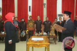 Sekretaris Komisi Pemilihan Umum Banjarbaru Dilantik