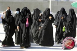 Perempuan Saudi akan diizinkan mengemudikan truk, mengendarai sepeda motor
