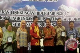 Labuhanbatu Raih Penghargaan Kesehatan dan Lingkungan