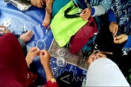 Pelatihan Daur Ulang Sampah Dilakukan di Kediri (Video)