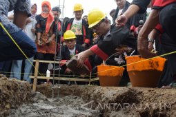 Menaker Dorong TKI Berinvestasi Rumah