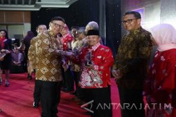 Bupati Madiun Terima Penghargaan "IGA" 2017