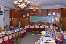 Pedagang Pasar Ayam  Jangan Buang Sampah Ke Sungai