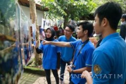 KHLN UMM Kenalkan Erasmus Mundus Eropa melalui Pameran Foto