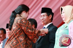 Mantan Bupati Batola Raih Penghargaan Presiden RI