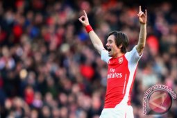 Mantan Gelandang Arsenal Rosicky Akhir Karirnya