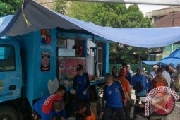 Dinsos Dirikan Dapur Umum Bagi Korban Kebakaran (Video)