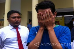 Polisi Tangkap Pengemudi Daring karena Menjual Istrinya