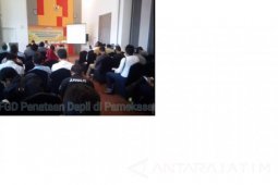 KPU Pamekasan Diskusikan Pemetaan Dapil Pemilu 2019 (Video)