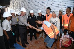 Kapolda Cek Stok Beras Di Gudang Bulog