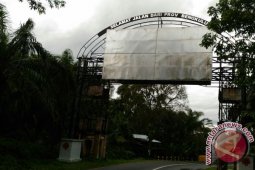 Bengkulu pasang patok batas Bengkulu-Sumbar