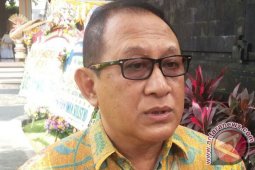 More than 5.7 million foreign tourists visit Bali last year