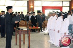 Bupati Tanah Laut Lantik  52 Kepala Desa