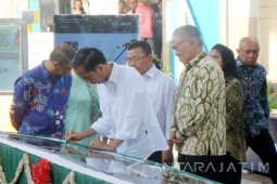 Jokowi Berharap Pasar Tradisional bisa Nyaman (Video)