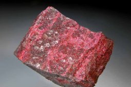 Pembeli 80 ton cinnabar warga Singapura