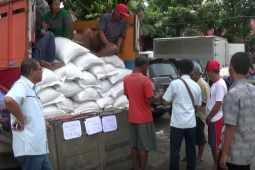 Warga Kurang Minat Beli Beras Operasi Pasar