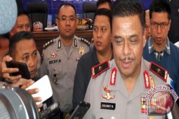 15 Anggota Polda Kalsel "Lepas Baju"
