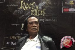 Para pesohor berduka atas kepergian Yon Koeswoyo
