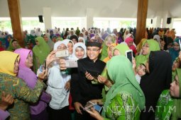 Warga Senang Anas Tetap Kerja untuk Banyuwangi
