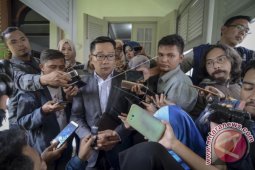 Emil-UU Mendaftar ke KPU