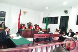 Pembeli ratusan karung cinnabar diadili