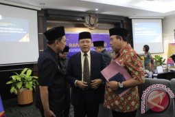 Beras dan tiket pesawat masih menjadi ancaman inflansi