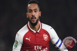 Theo Walcott resmi gabung Everton