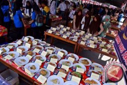 Biaya Jajan Masyarakat China Rp7.800 Triliun Setahun