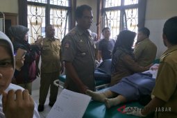 Delapan siswa luka tertimpa atap bangunan akibat gempa