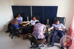 Pegawai PPN Sungailiat donor darah massal