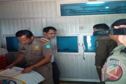 Satpol PP Bangka segel depot air minum