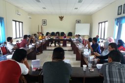 Pedagang Sapi Situbondo Merugi Karena Peraturan Baru