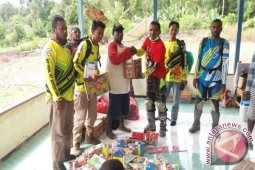 Komunitas WTC Sambangi Perbatasan Wondama-Kaimana